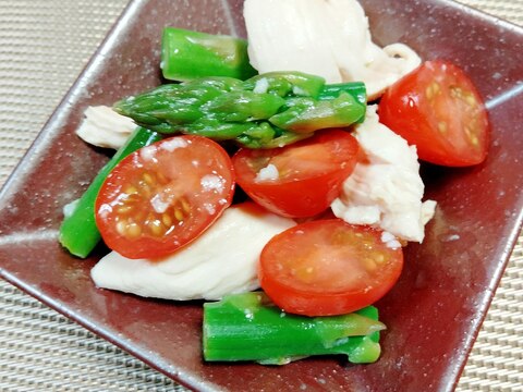 ささみとアスパラガスとミニトマトの塩麹和え